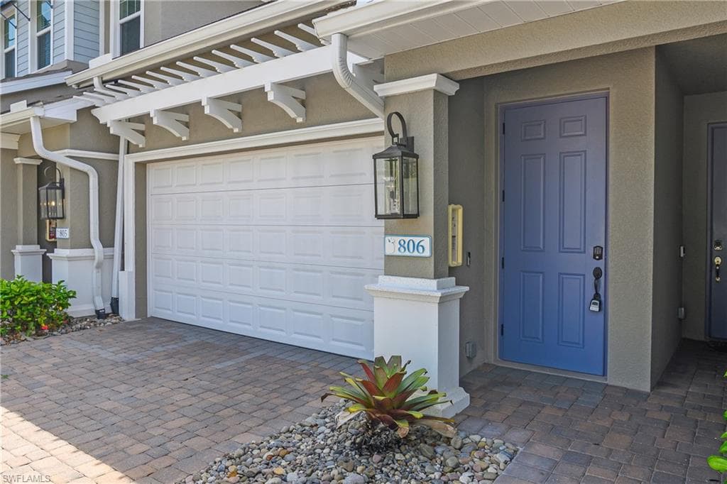 2311 Sawyers Hill RD # 806, NAPLES FL 34120-24