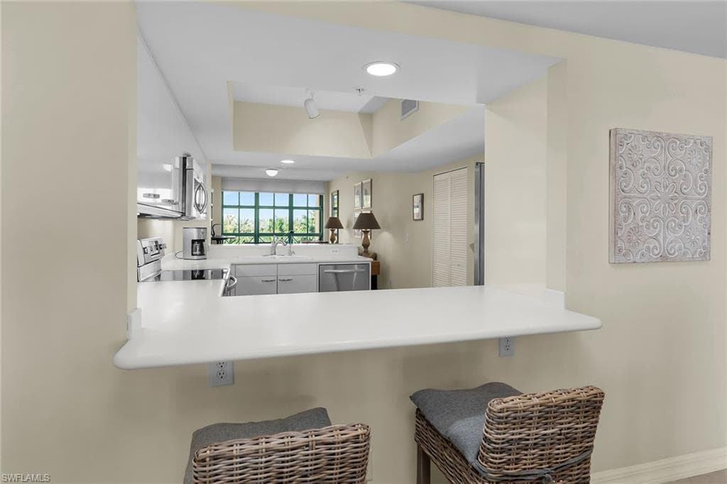 980 Cape Marco DR # 508, MARCO ISLAND FL 34145-9