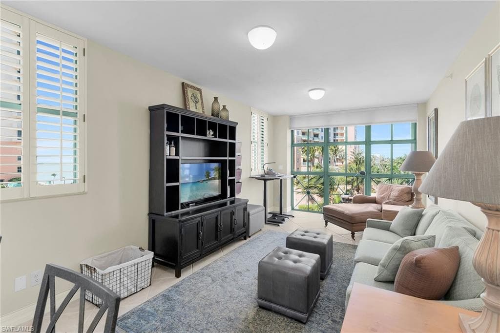 980 Cape Marco DR # 508, MARCO ISLAND FL 34145-14