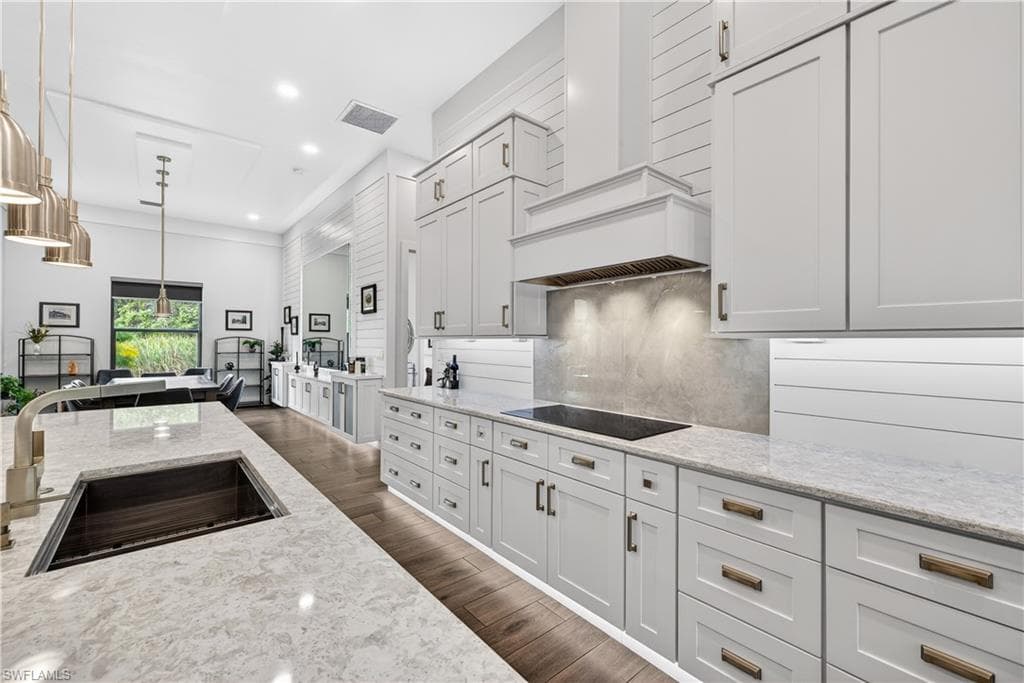 12289 Alamansa LN, BONITA SPRINGS FL 34135-12