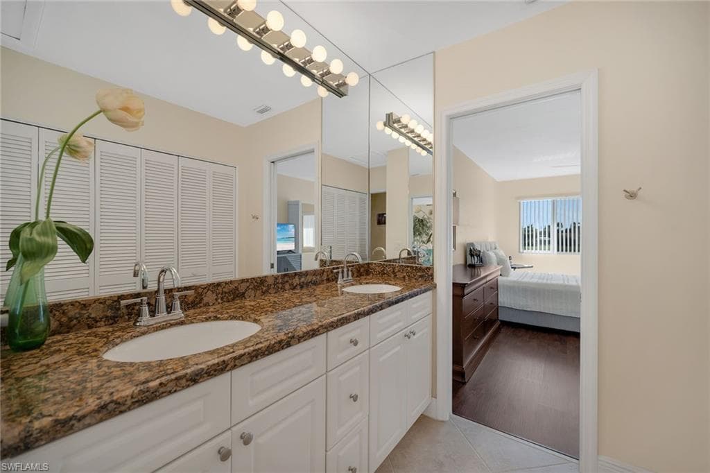 466 Bristle Cone LN # 34, NAPLES FL 34113-19