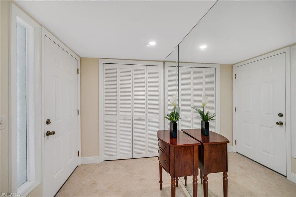 466 Bristle Cone LN # 34, NAPLES FL 34113-28