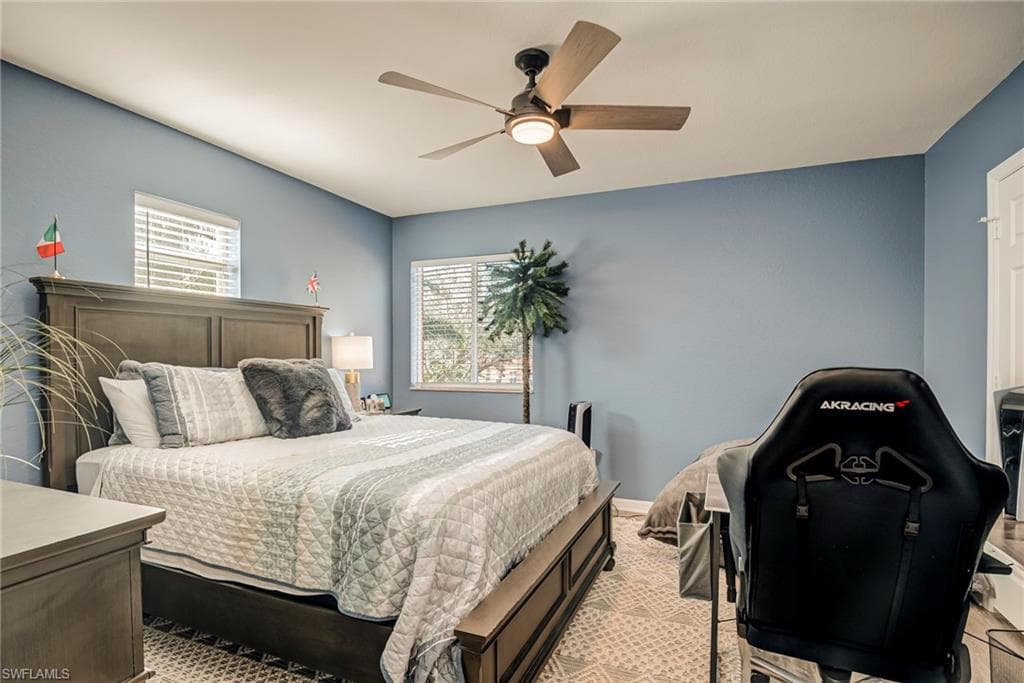 1897 Par DR, NAPLES FL 34120-24