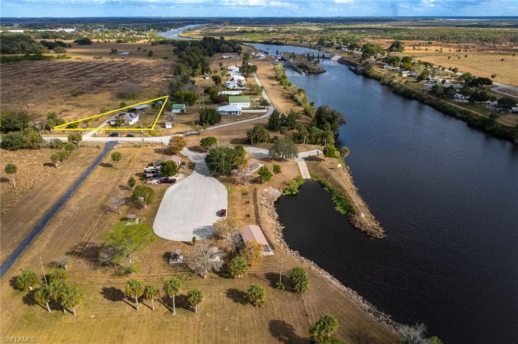 2915 Ortona Locks RD, MOORE HAVEN FL 33471-19