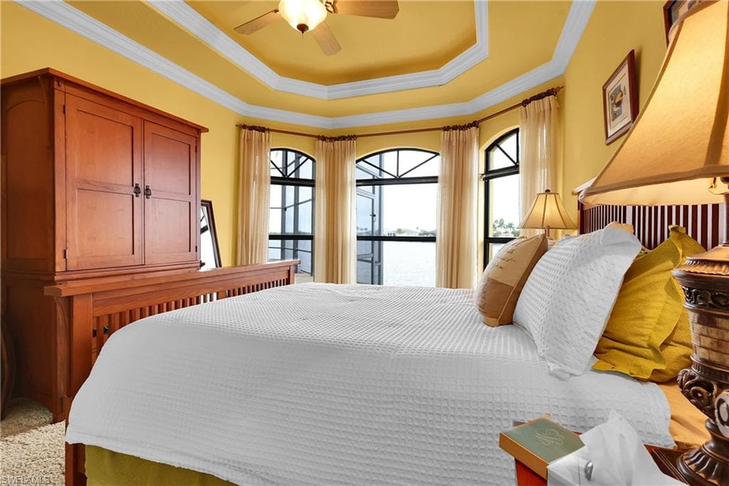 879 W Cape Estates CIR, CAPE CORAL FL 33993-18