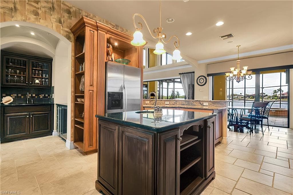 879 W Cape Estates CIR, CAPE CORAL FL 33993-7