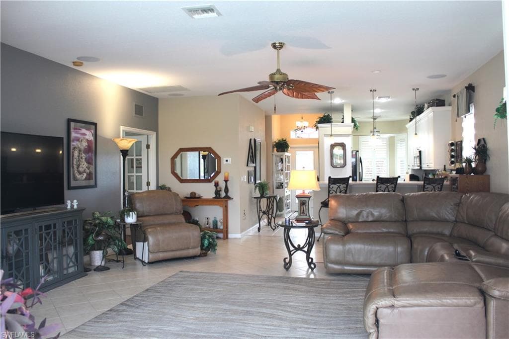 20861 Kaidon LN, NORTH FORT MYERS FL 33917-5