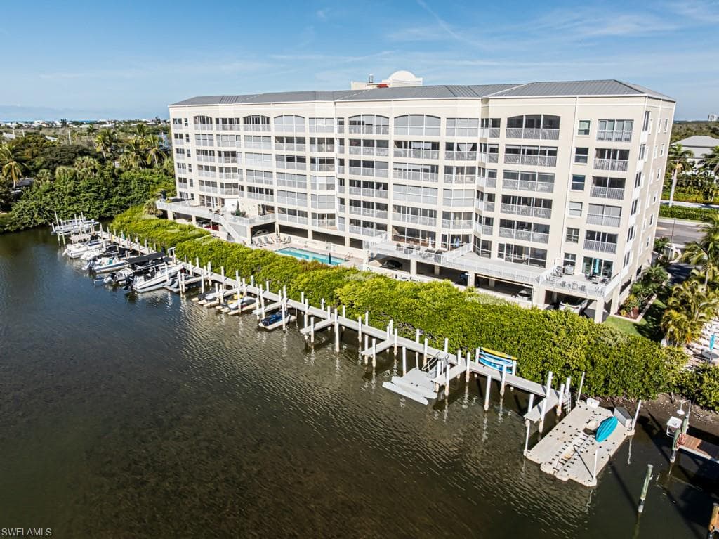 4895 Bonita Beach RD 204-1
