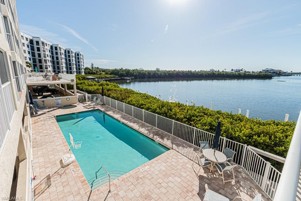4895 Bonita Beach RD 204-30
