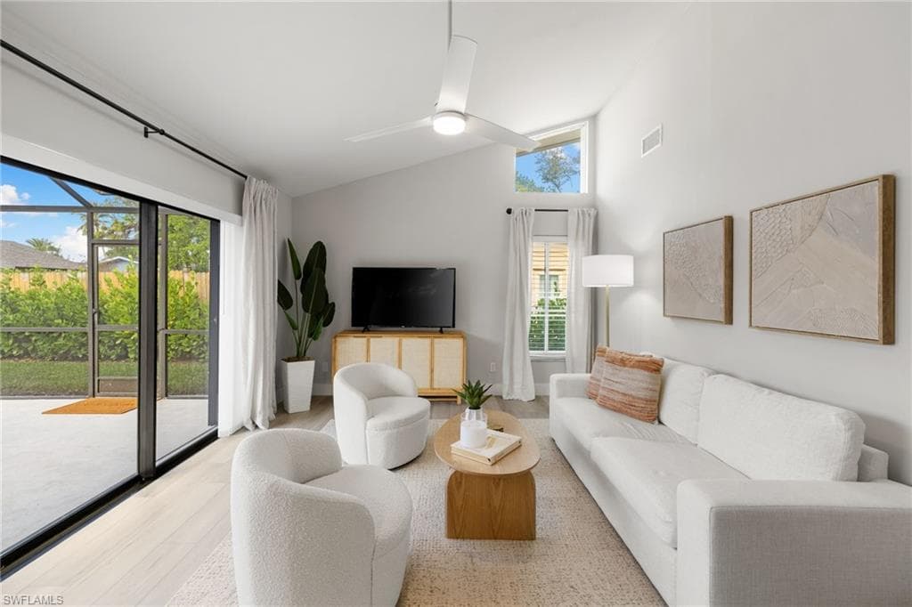 1196 Westlake BLVD, NAPLES FL 34103-4