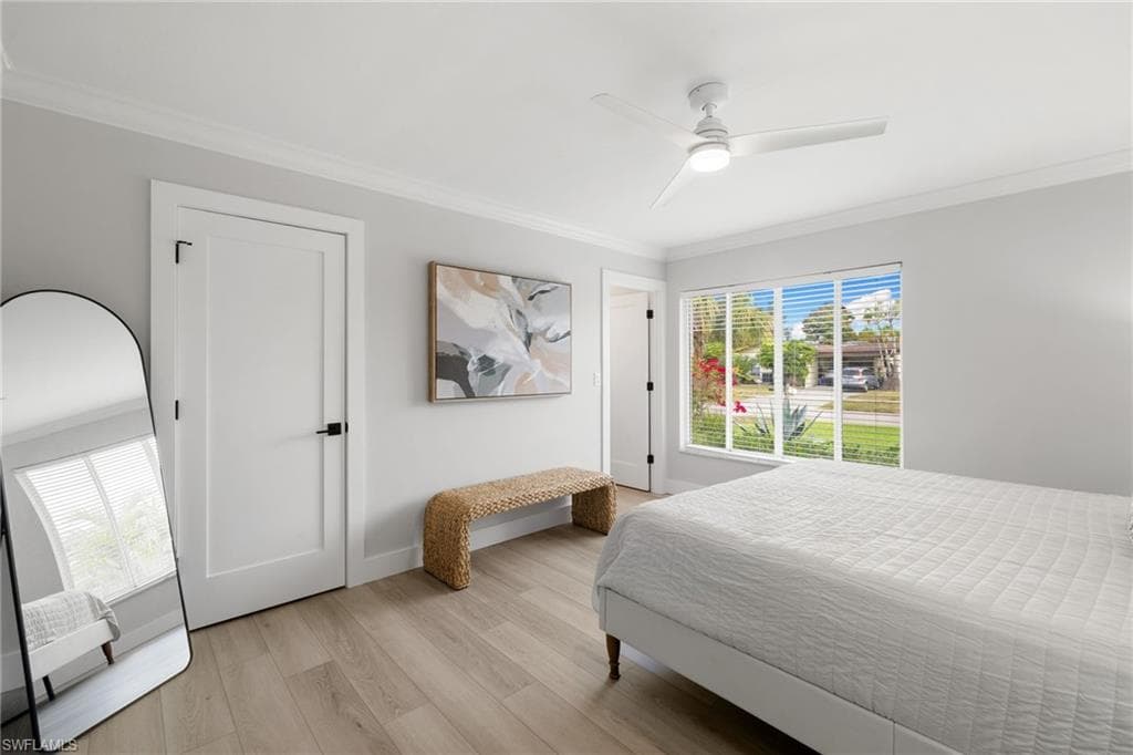 1196 Westlake BLVD, NAPLES FL 34103-19