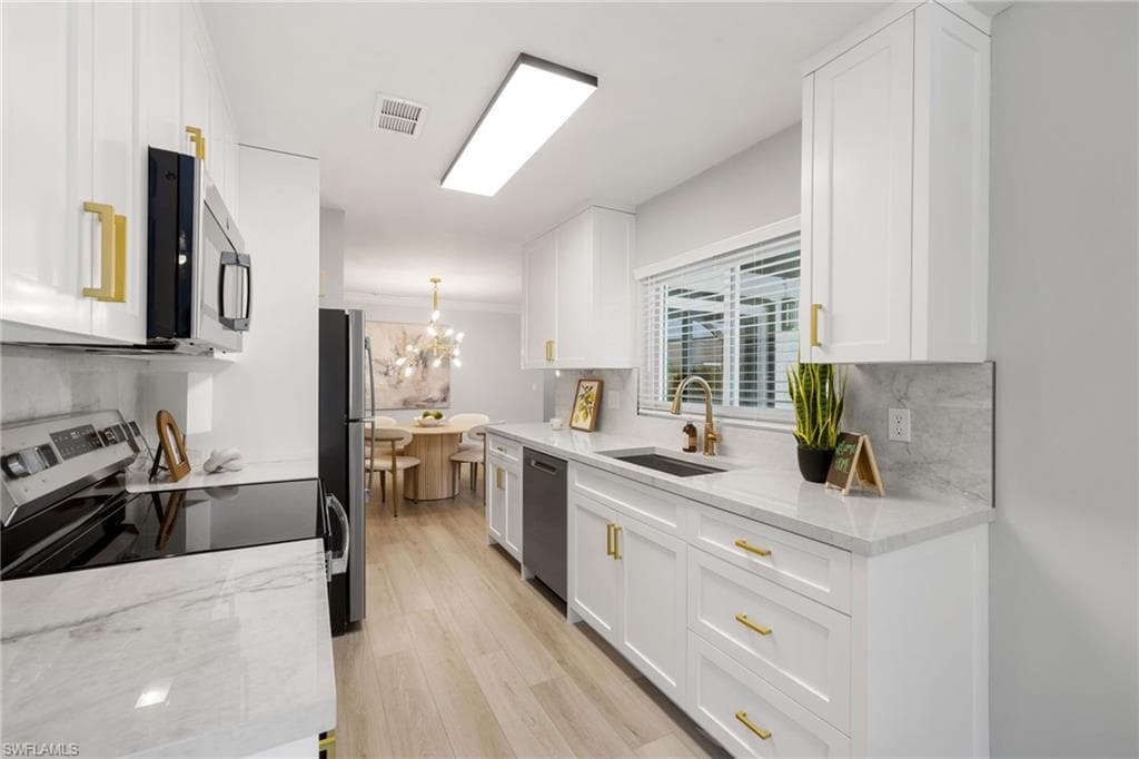 1196 Westlake BLVD, NAPLES FL 34103-10