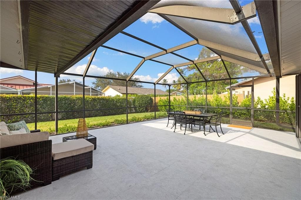 1196 Westlake BLVD, NAPLES FL 34103-30