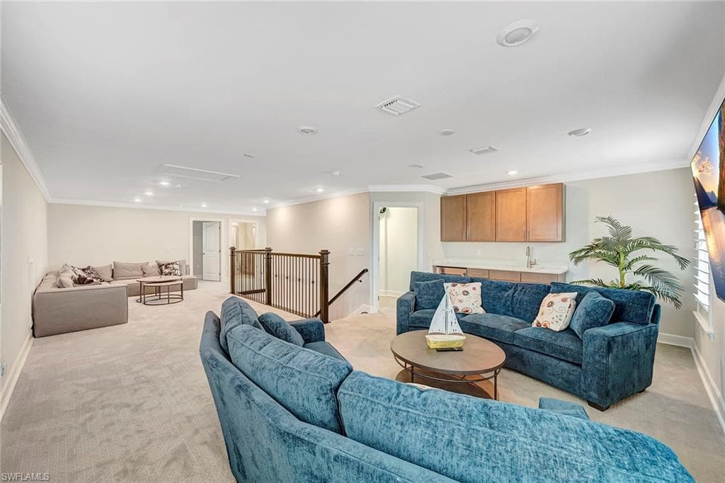 9574 Everglades DR-35