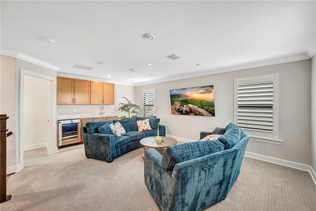 9574 Everglades DR-37