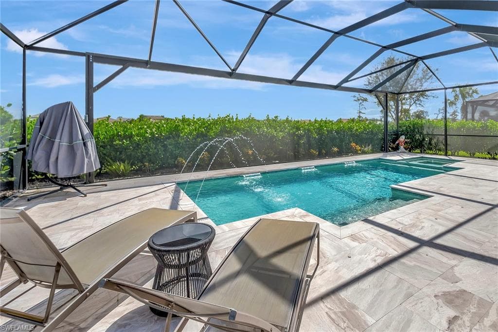 9574 Everglades DR-17