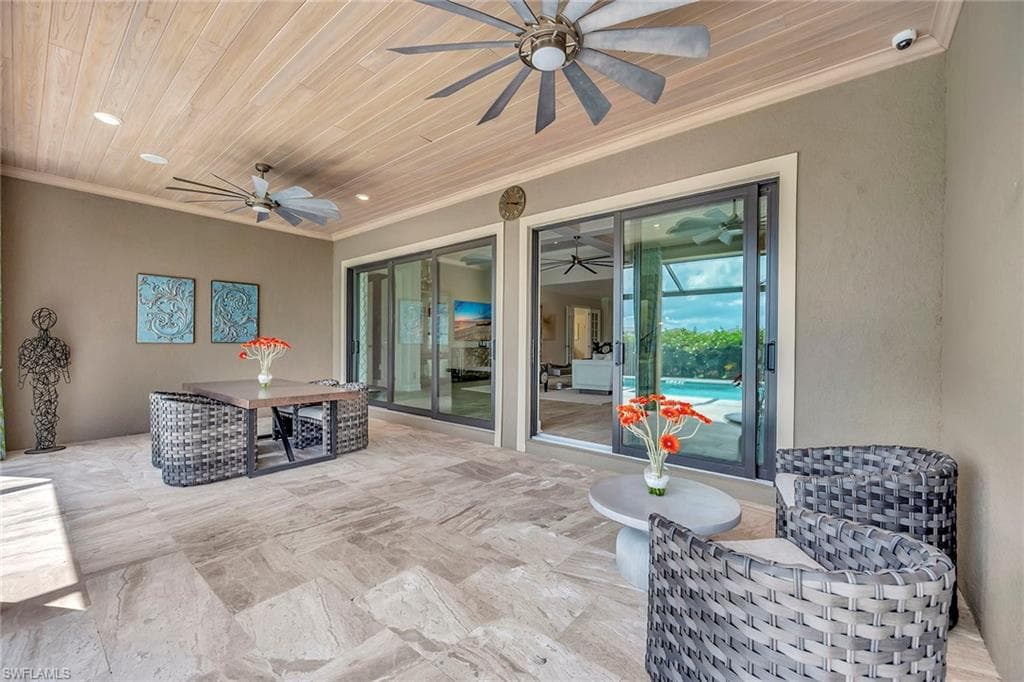9574 Everglades DR-18