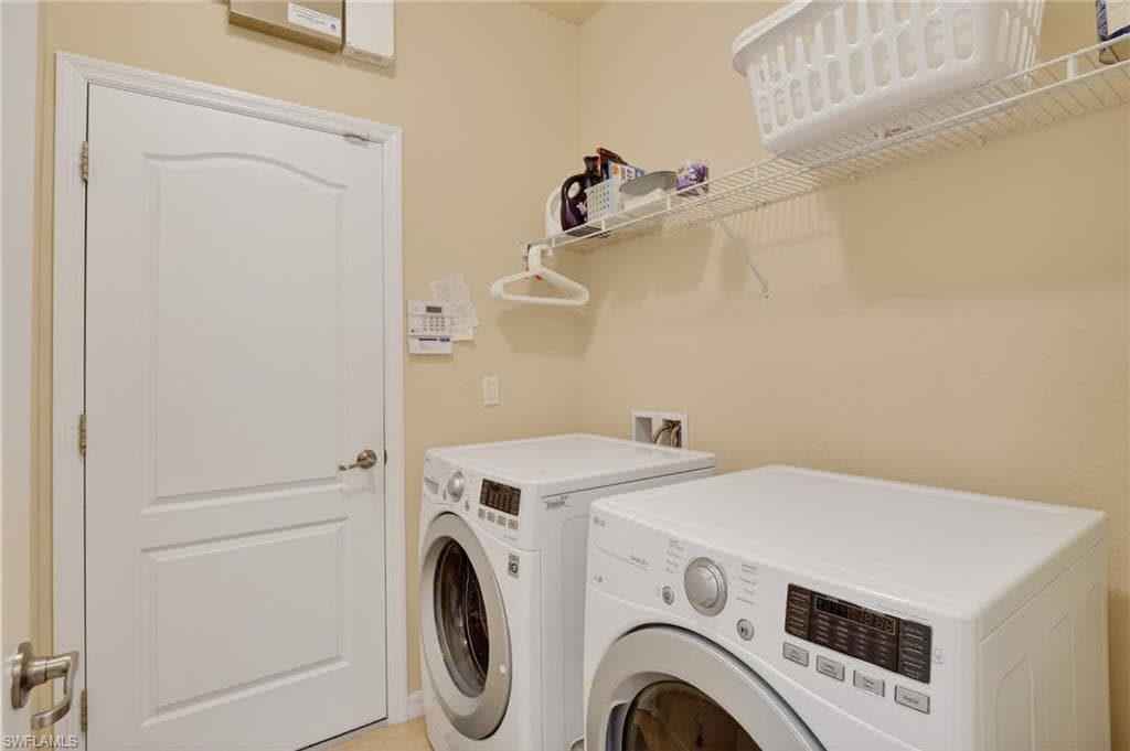 3535 Dandolo CIR-22
