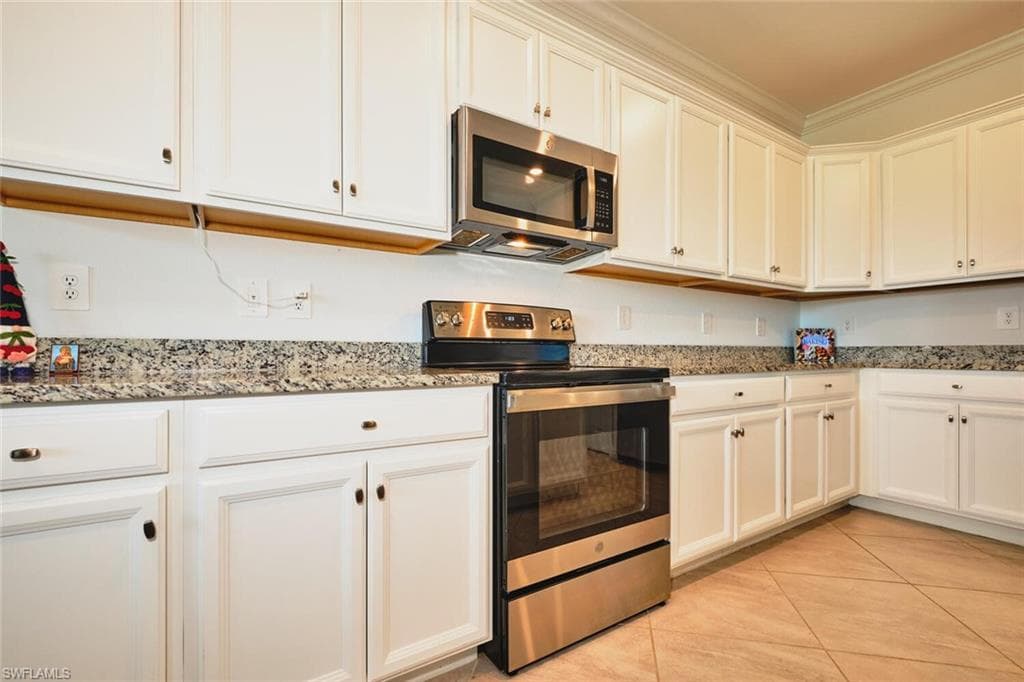 16145 Rosemallow LN-15