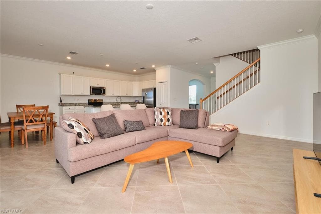 16145 Rosemallow LN-6