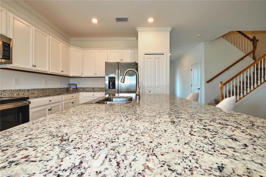 16145 Rosemallow LN-14