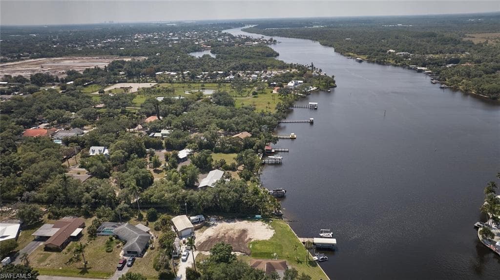 2212 River Pine DR, FORT MYERS FL 33905-5