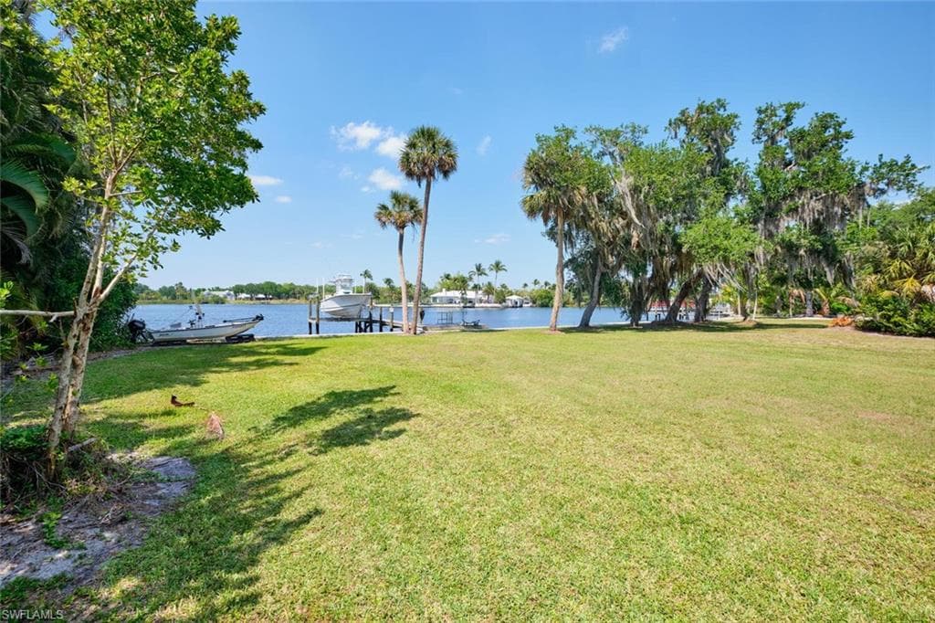 2212 River Pine DR, FORT MYERS FL 33905-41