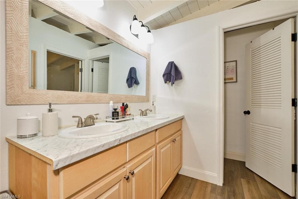 2212 River Pine DR, FORT MYERS FL 33905-23