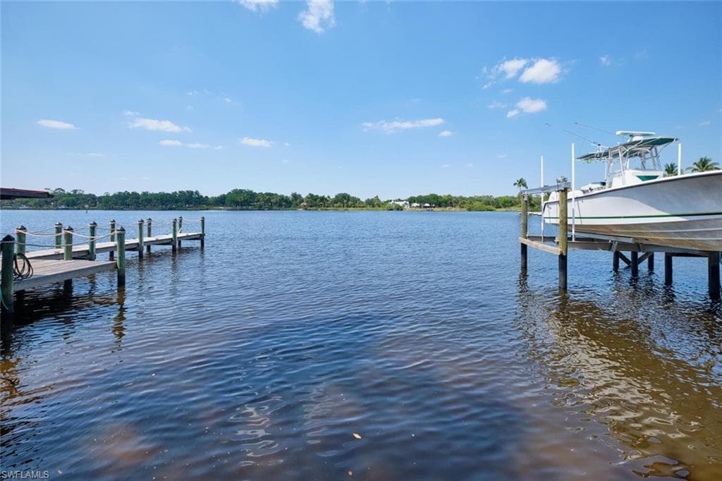 2212 River Pine DR, FORT MYERS FL 33905-39