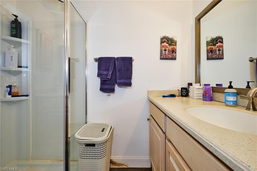 2212 River Pine DR, FORT MYERS FL 33905-30
