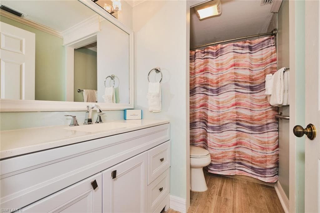 950 San Carlos DR-23