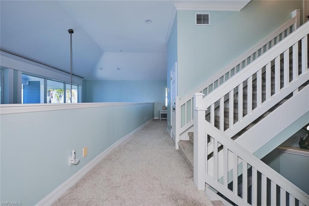 950 San Carlos DR-32