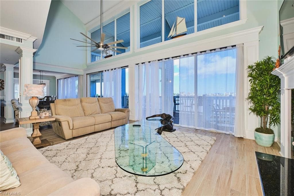 950 San Carlos DR-13