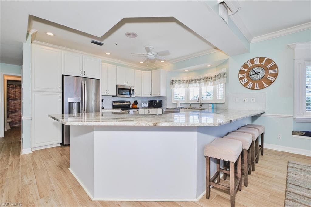 950 San Carlos DR-18