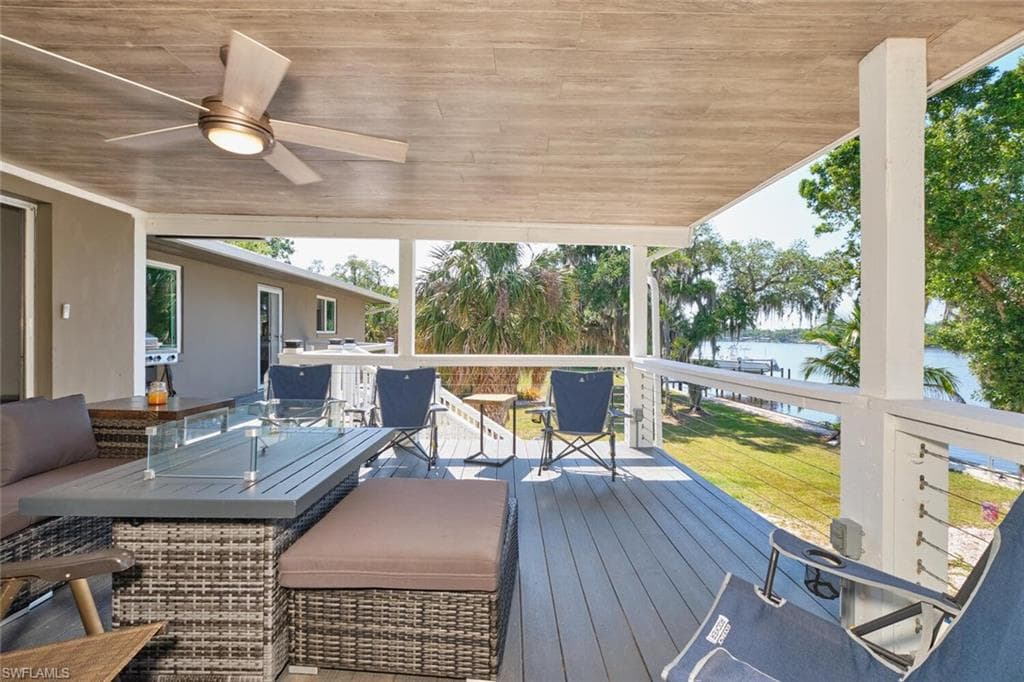 2213 River Pine DR, FORT MYERS FL 33905-25