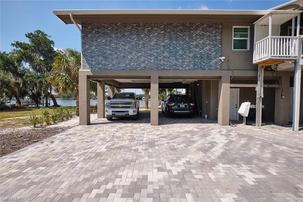 2213 River Pine DR, FORT MYERS FL 33905-2