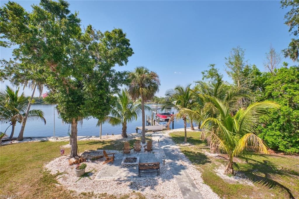 2213 River Pine DR, FORT MYERS FL 33905-31