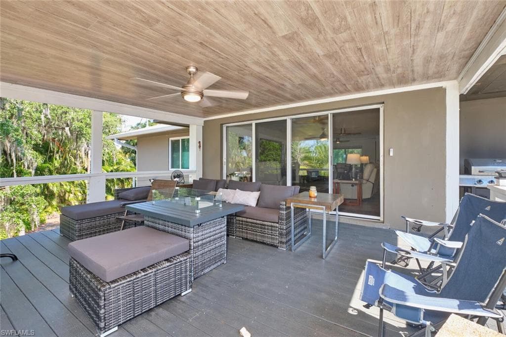 2213 River Pine DR, FORT MYERS FL 33905-27
