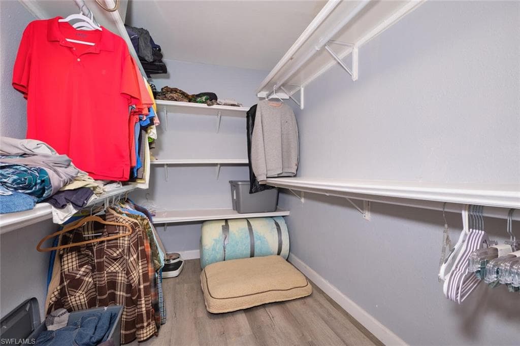 2213 River Pine DR, FORT MYERS FL 33905-18