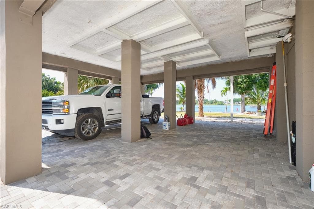 2213 River Pine DR, FORT MYERS FL 33905-34