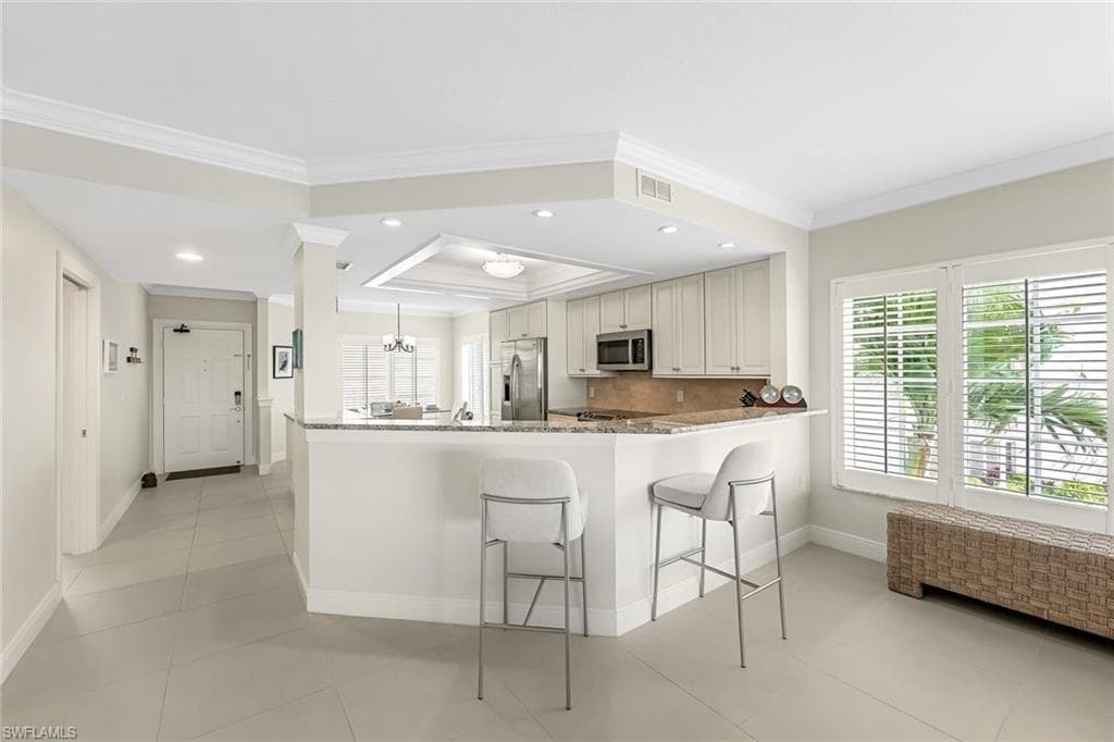 13105 Vanderbilt DR # 306, NAPLES FL 34110-5