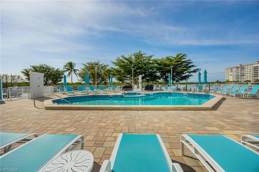 13105 Vanderbilt DR # 306, NAPLES FL 34110-21