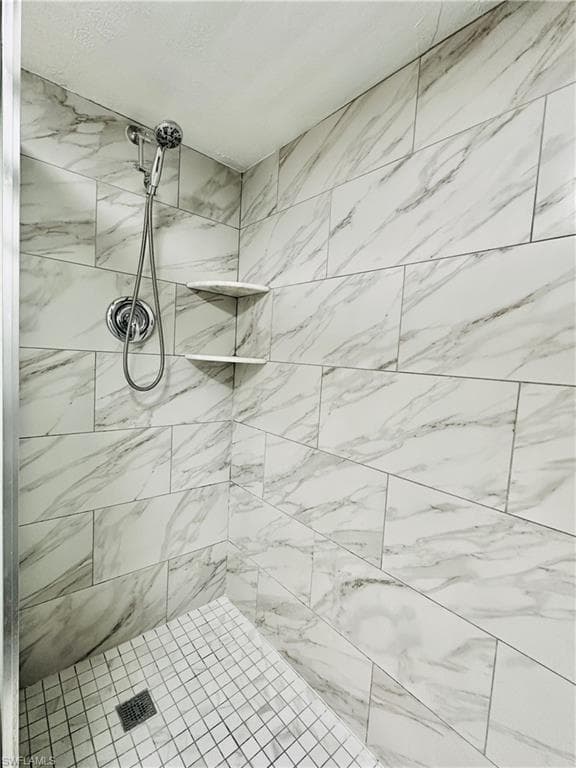 826 Wiggins Pass RD # 307, NAPLES FL 34110-15