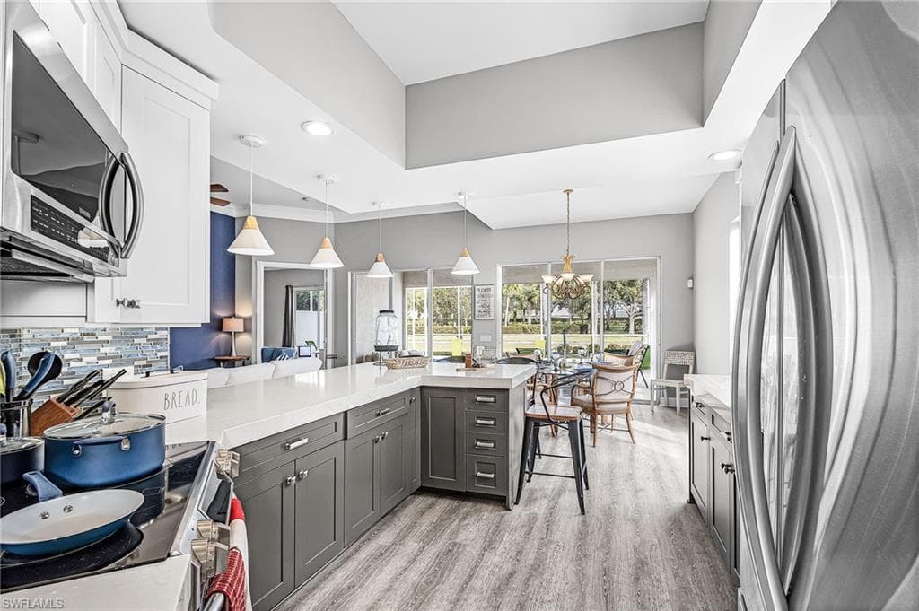 7549 Garibaldi CT, NAPLES FL 34114-9