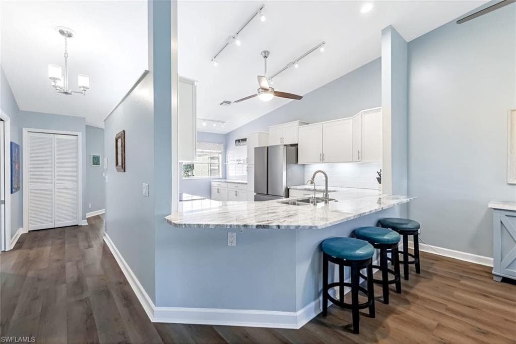 524 Lake Louise CIR # 504, NAPLES FL 34110-12