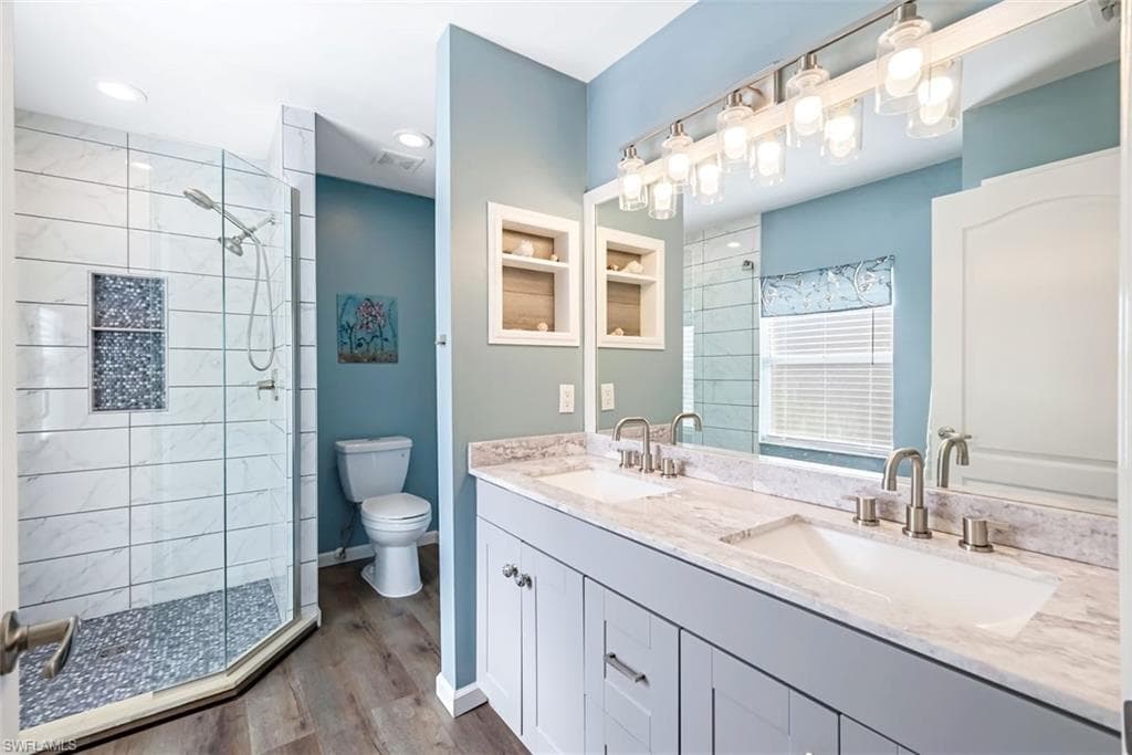 524 Lake Louise CIR # 504, NAPLES FL 34110-16