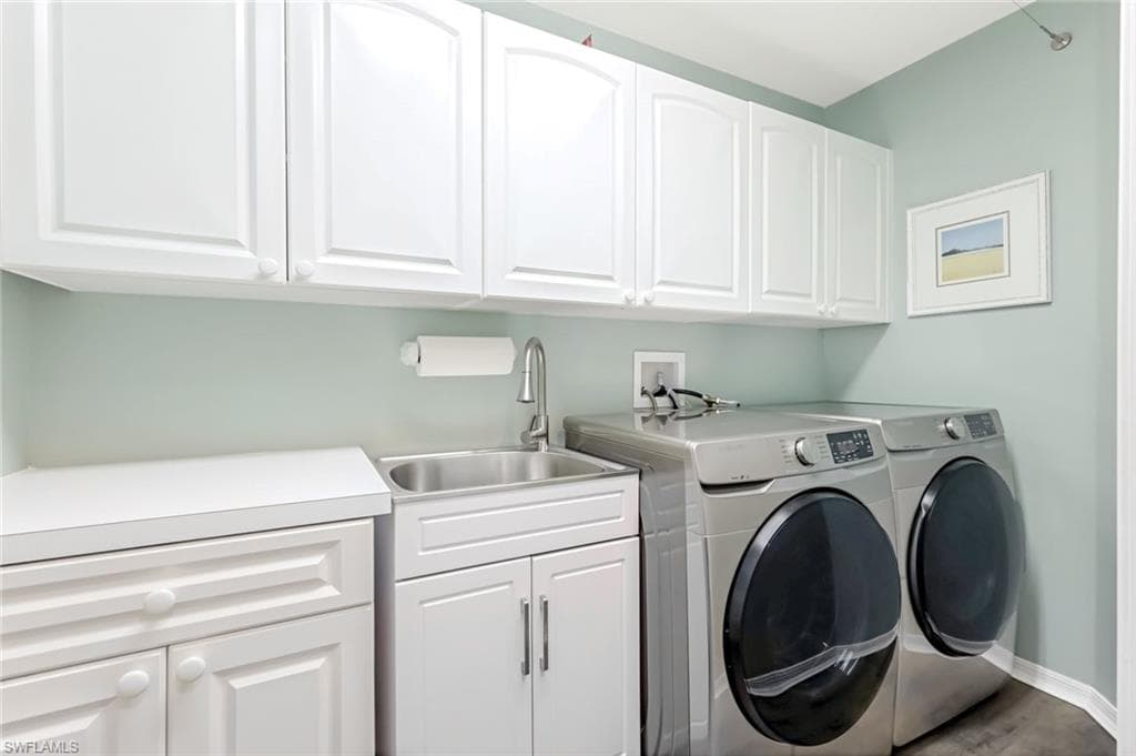 524 Lake Louise CIR # 504, NAPLES FL 34110-25