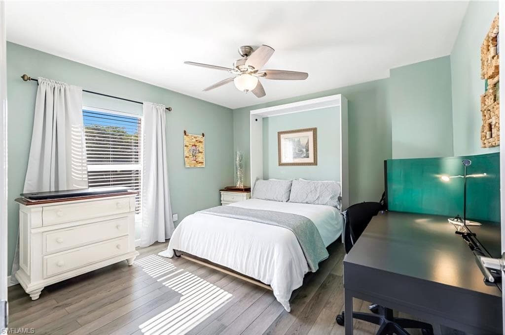 524 Lake Louise CIR # 504, NAPLES FL 34110-23