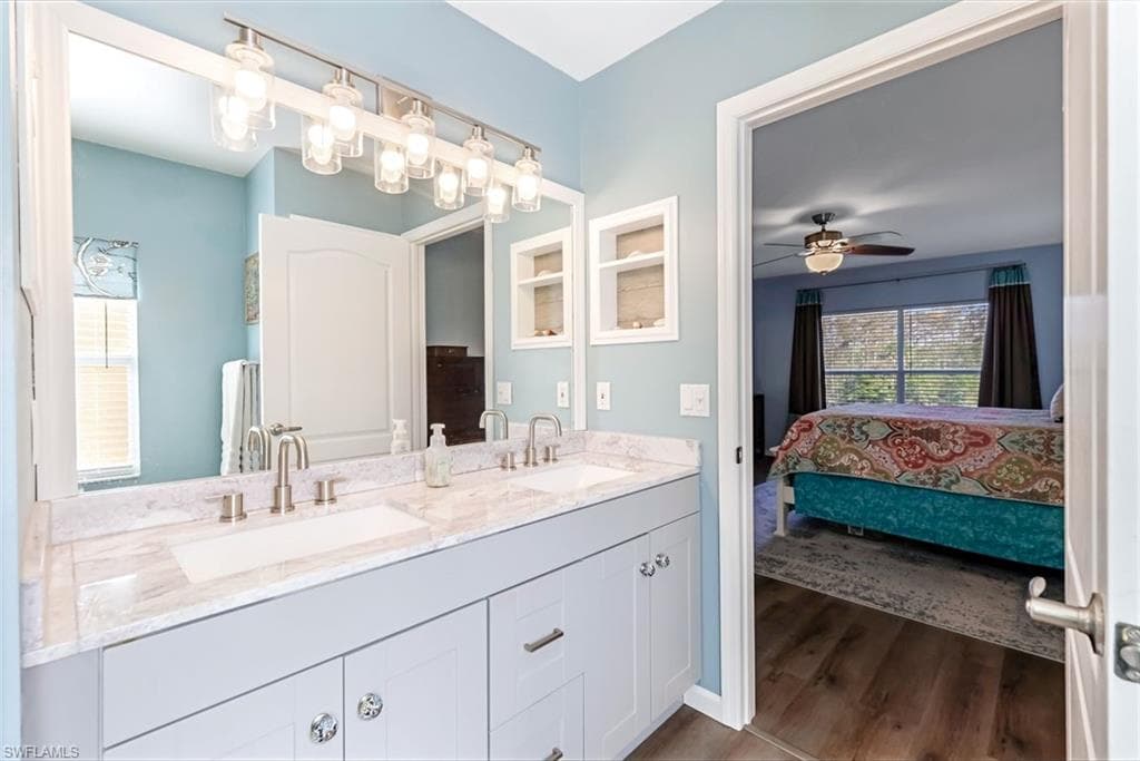 524 Lake Louise CIR # 504, NAPLES FL 34110-17