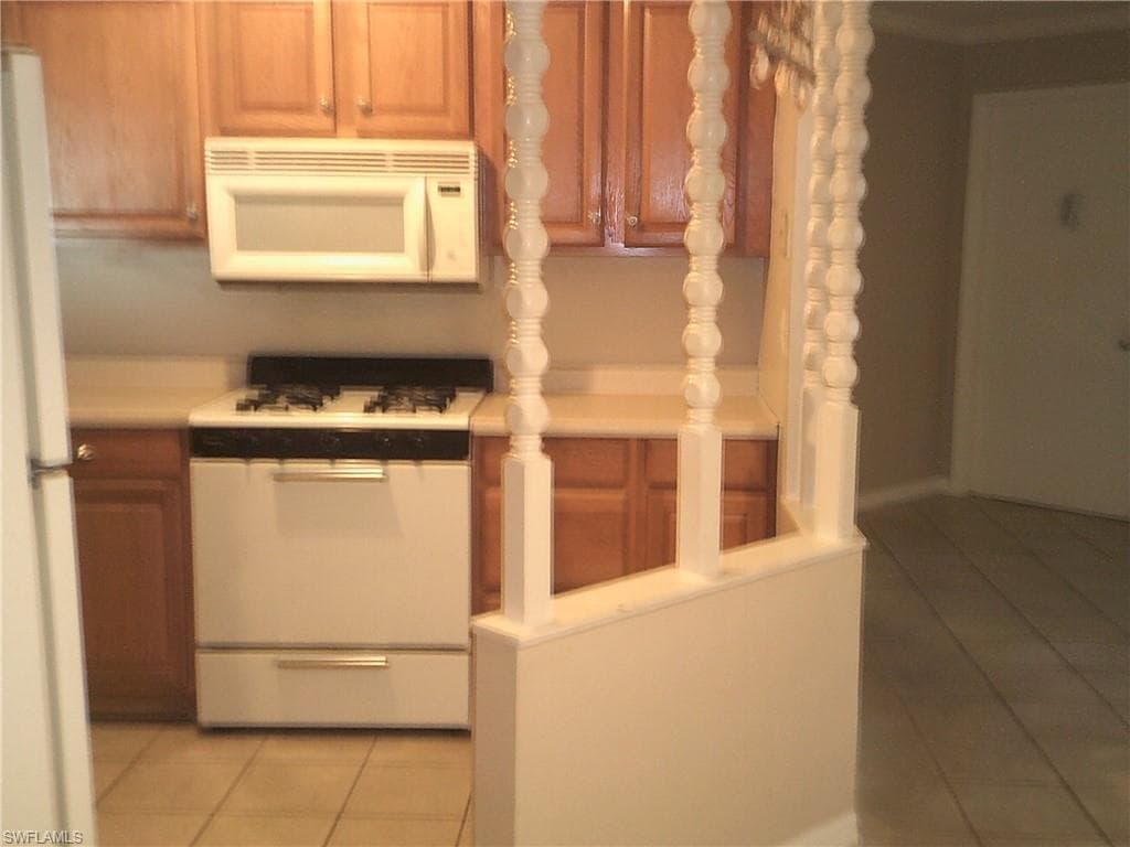 1411 Caywood CIR S, LEHIGH ACRES FL 33936-9